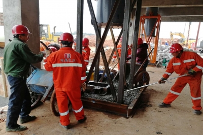 誰(shuí)是新時(shí)代最可愛(ài)的人？——向不畏嚴(yán)寒、浴血奮戰(zhàn)在一線的遂川堅(jiān)基人致敬！